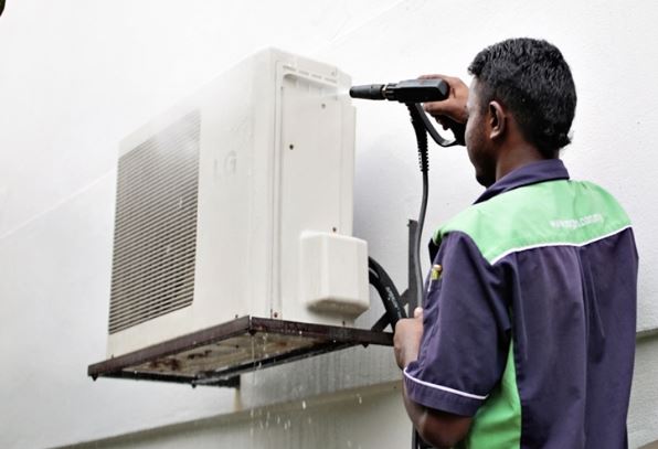 Cục nóng điều hòa kêu to như xay lúa: Đừng gọi thợ làm cách này máy chạy êm ru, tiết kiệm điện 10 lần