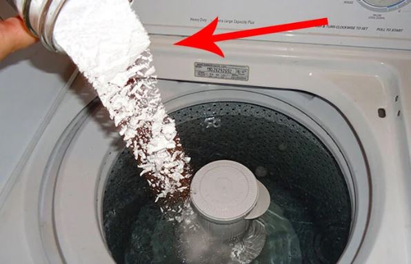 Giặt quần áo chỉ bỏ nước và bột giặt thôi chưa đủ: Thả 6 thứ này quần áo trắng tinh, thơm tho phẳng lì