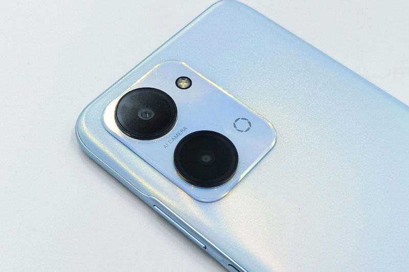 Smartphone 5G với RAM 8 GB, pin ‘khủng’, giá hấp dẫn