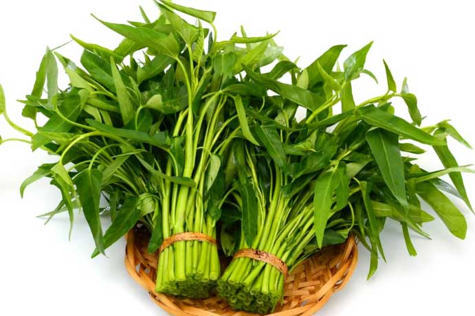 Rau muống tốt cho người thiếu máu, loãng xương nhưng 5 nhóm người này ăn vào khiến bệnh tình thêm nặng