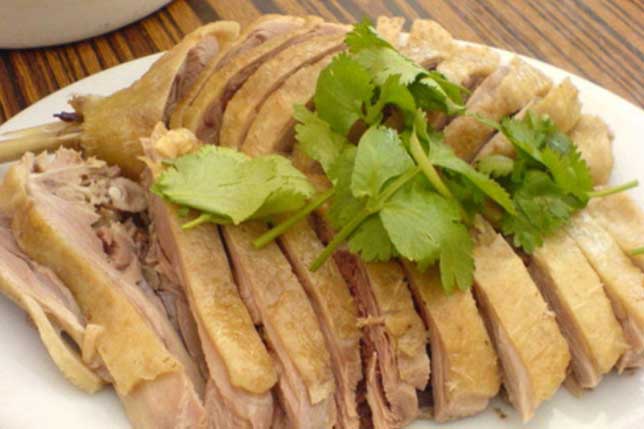 Thịt vịt rất bổ nhưng những người này càng ăn càng độc, "kị" nhất là số 1