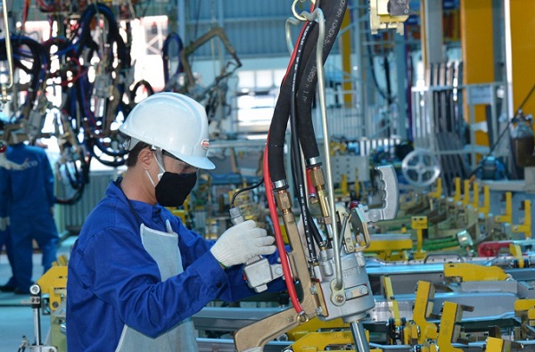 Khẩn trương gỡ vướng về pháp lý, hỗ trợ doanh nghiệp tiếp cận vốn
