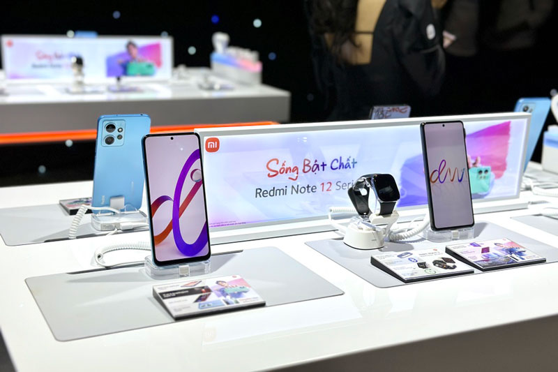 Loạt smartphone giá rẻ vừa ra mắt thị trường Việt Nam