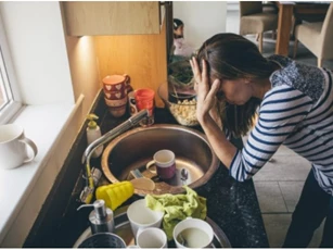 5 quan niệm sai lầm khiến các bà mẹ cảm thấy nuôi con quá mệt mỏi