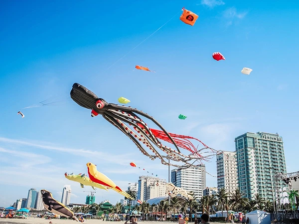 Tuần lễ khai trương mùa du lịch biển Đà Nẵng 2023 sẽ diễn ra nhiều hoạt động văn hóa, thể thao và du lịch phong phú, hấp dẫn
