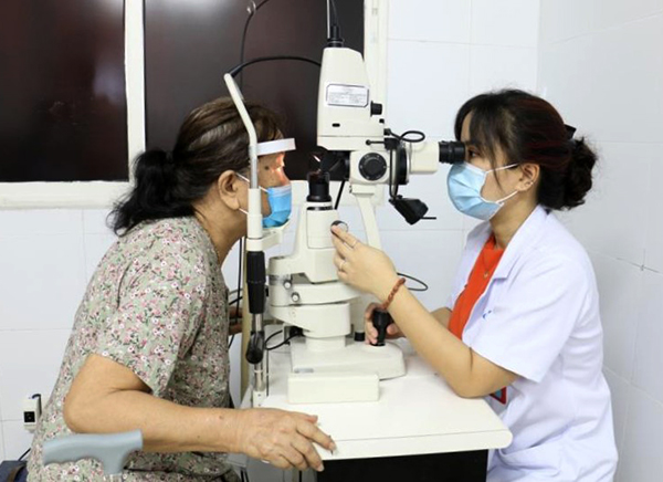 Đà Nẵng: Tổ chức khám tầm soát bệnh võng mạc đái tháo đường