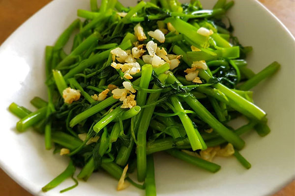 Những ai tuyệt đối không nên ăn rau muống?