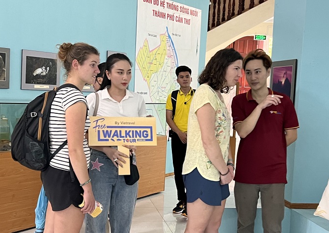 Free Walking Tours - mô hình du lịch miễn phí đầu tiên của ngành lữ hành chính thức có mặt tại Cần Thơ