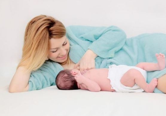 Sinh mổ có thể khiến sữa lâu về, đây là cách giúp mẹ 'gọi sữa' về nhanh và hiệu quả