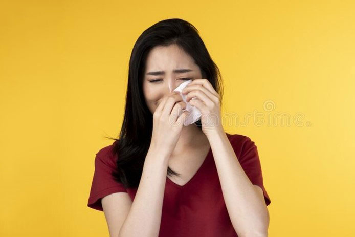 Đến nhà nghỉ, tôi choáng váng khi thấy người đàn ông đi cùng em chồng 