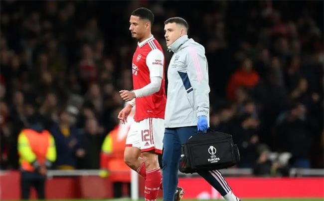 Arsenal nguy cơ mất Saliba ở hai trận đại chiến sắp tới 1 Arsenal nguy cơ mất Saliba ở hai trận đại chiến sắp tới 1