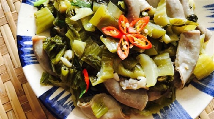 Cách làm lòng xào dưa thơm ngon, trắng giòn - 1