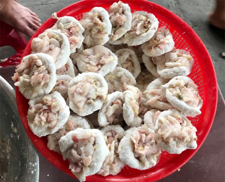 Mê mẩn hương vị bánh ép, đặc sản bình dị xứ Huế khiến bao người thương nhớ - 2