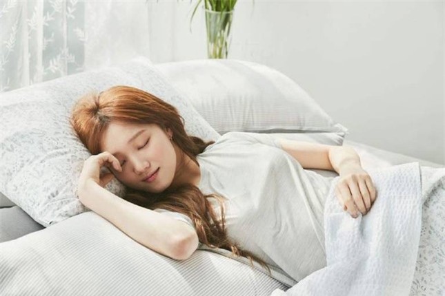 Những thực phẩm dễ kiếm giúp ‘xua tan khổ sở’ vì mất ngủ ảnh 1