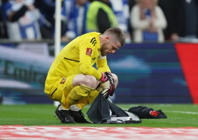 De Gea đọc thói quen đá 11m của Brighton và cái kết