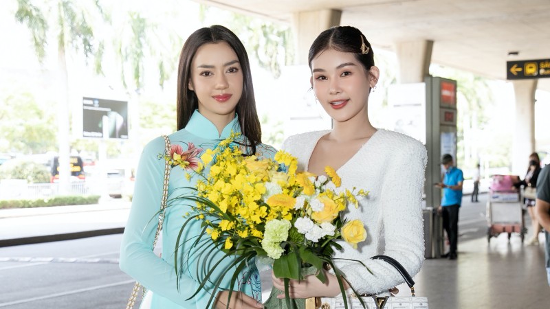 Lê Âu Ngân Anh “đọ sắc” với Hoa hậu Hoàn vũ Thái Lan 2020 tại sân bay