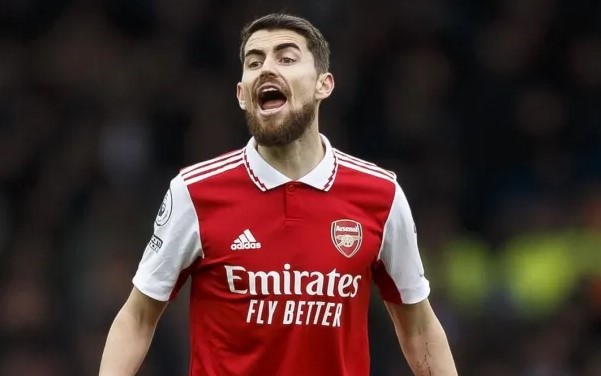 Người cũ khuyên Arteta loại bỏ Jorginho trước Man City