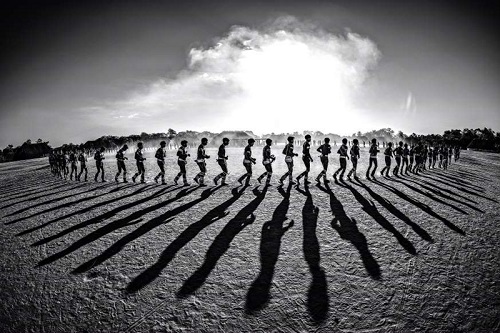 Ảnh ấn tượng về các bộ lạc bí ẩn ở Brazil sống tách biệt với thế giới