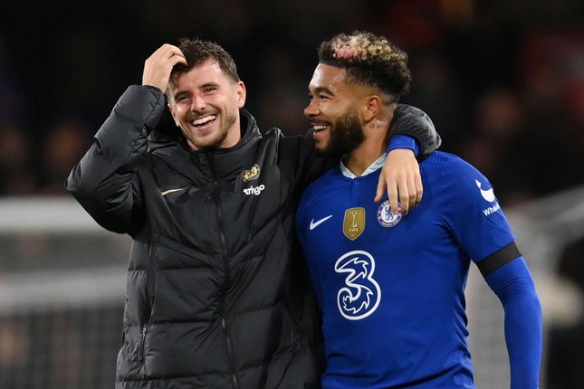 Real lên kế hoạch mua 4 ngôi sao Chelsea