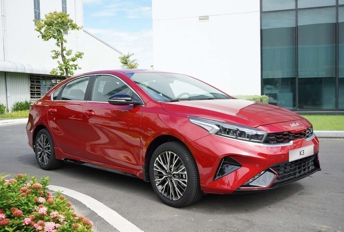 5 xe sedan hạng C bán chạy nhất tháng 3/2023: Mazda3 trên đỉnh, Honda Civic vẫn ở đáy