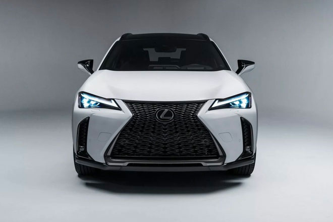 Lexus UX 2024 tăng giá bán