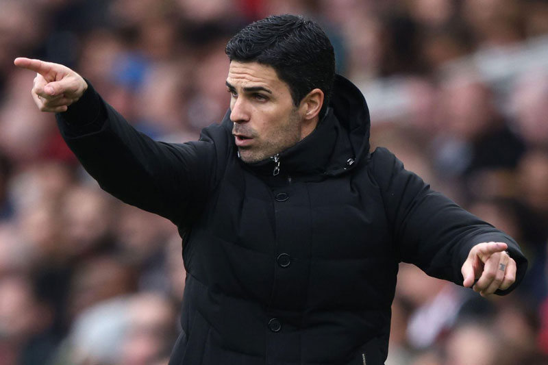 HLV Arteta nhắc nhở học trò "tập trung" trước Man City