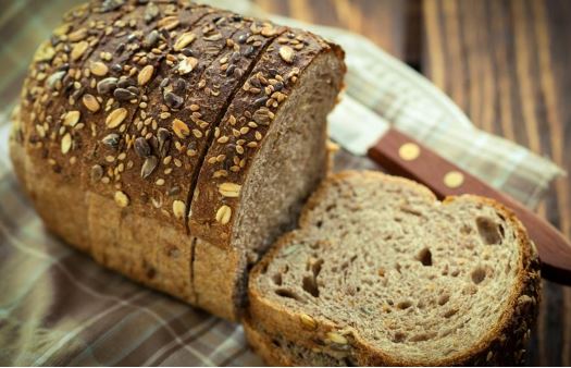Tác dụng bất ngờ của bánh mì đen đối với sức khỏe