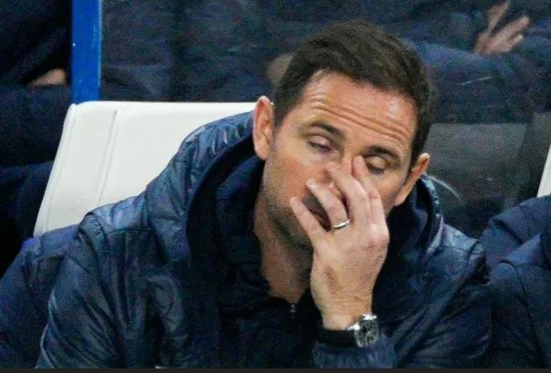 Phản ứng của Frank Lampard sau thất bại thứ 5 liên tiếp