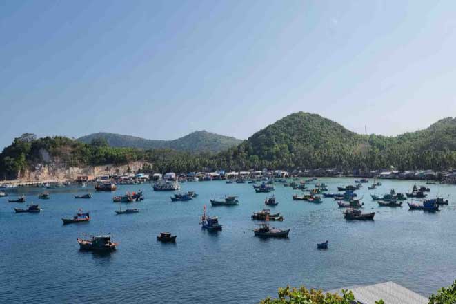 Đến Nam Du, khám phá hòn Củ Tron, check-in bãi Cây Mến