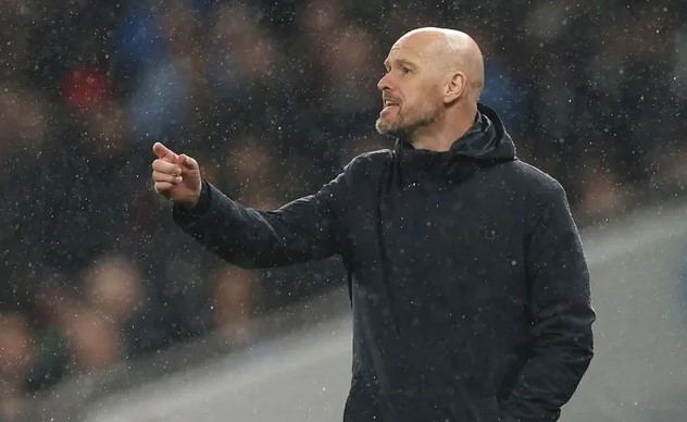 HLV Ten Hag đổ lỗi cho lịch thi đấu sau trận hòa Tottenham