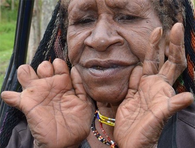 [ẢNH] Giật mình trước những phong tục kỳ lạ của các bộ tộc trên thế giới (phần 2) ảnh 4