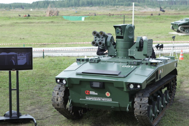 Nga trang bị UAV cảm tử đặc biệt cho robot “sát thủ” Maker