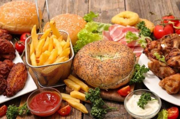 4 loại thực phẩm là "vua ăn mòn xương", ăn thường xuyên rút cạn canxi, xương răng yếu đi trông thấy