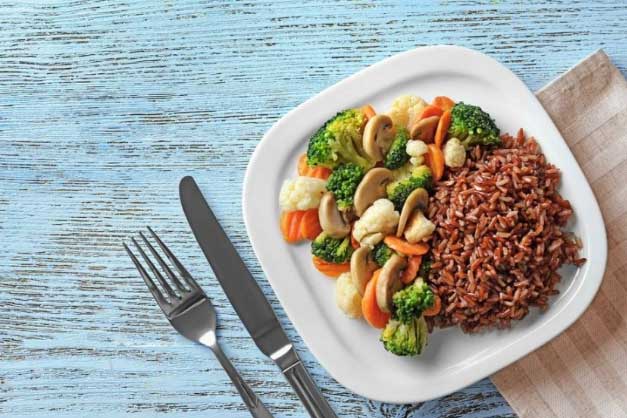 6 kiểu người đừng dại thay cơm gạo trắng bằng gạo lứt, cực hại hệ tiêu hóa và dạ dày