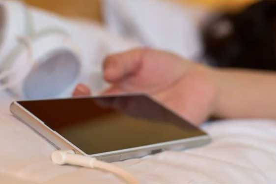 3 nơi nguy hiểm nhất tuyệt đối không để điện thoại di động: Vị trí thứ 2 nhiều người mắc phải