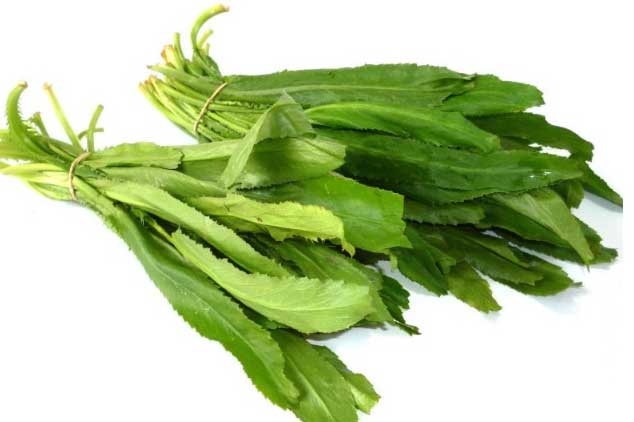 Một loại rau rẻ tiền hay được cho vào canh cá, là bài thuốc tự nhiên với vô vàn lợi ích sức khỏe