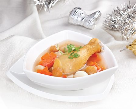 Thay đổi khẩu vị với thịt gà nấu long nhãn bổ dưỡng, thanh nhiệt, giải độc