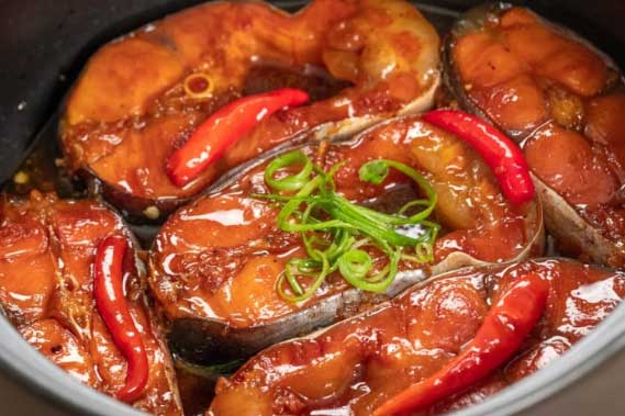 Hòa thứ nước này vào kho cá: Dù là loại nào cũng hết sạch mùi tanh, thơm ngon, chắc thịt