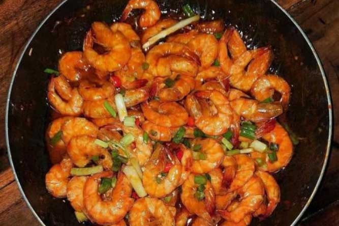 Cách làm tôm rim ngon như ngoài hàng, ngọt béo đậm vị, gấp đôi chất bổ