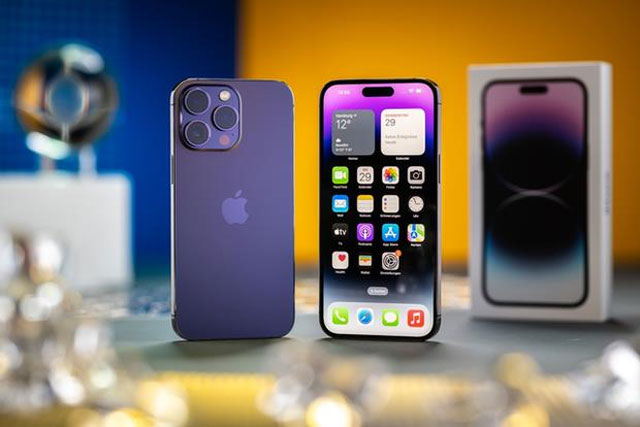 Giá iPhone 11, 12, 13... đồng loạt lao dốc kịch sàn, có mẫu chỉ còn hơn 8 triệu đồng