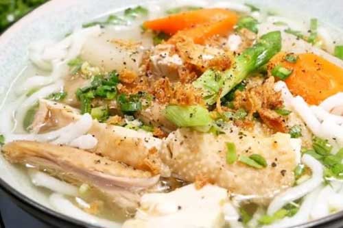 Cách nấu bánh canh gà thơm ngon, lạ miệng dành cho bữa sáng đầy dinh dưỡng