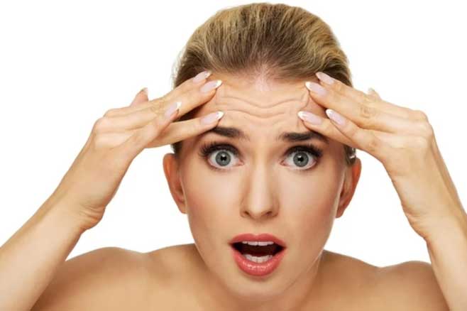 Điểm danh những thói quen khiến collagen suy giảm nghiêm trọng, làn da lão hóa không phanh