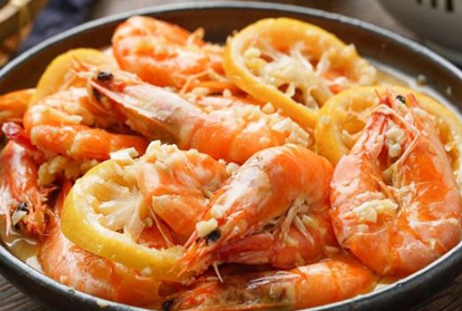 Đổ hết gừng xả vào nồi hấp tôm là sai: Thêm thứ này mới giúp tôm ngọt, giữ nguyên dinh dưỡng