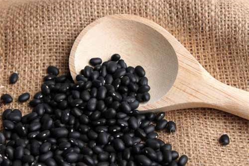 Bất ngờ với khả năng níu giữ tuổi xuân của thực phẩm màu đen