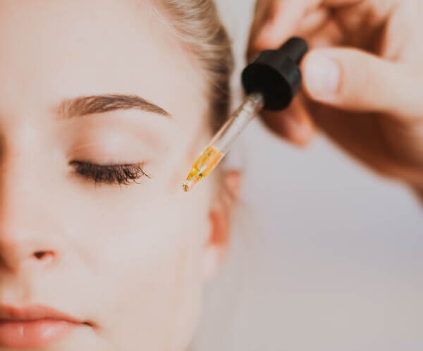 Sai lầm khi sử dụng có thể khiến serum trở thành 'thần chết' của làn da