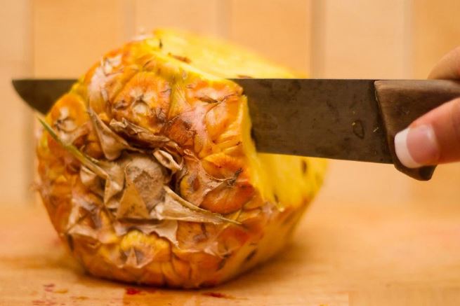 Người làm vườn nói: Dứa có ngọt hay không là do đất, mua dứa phải nhìn kĩ chỗ này