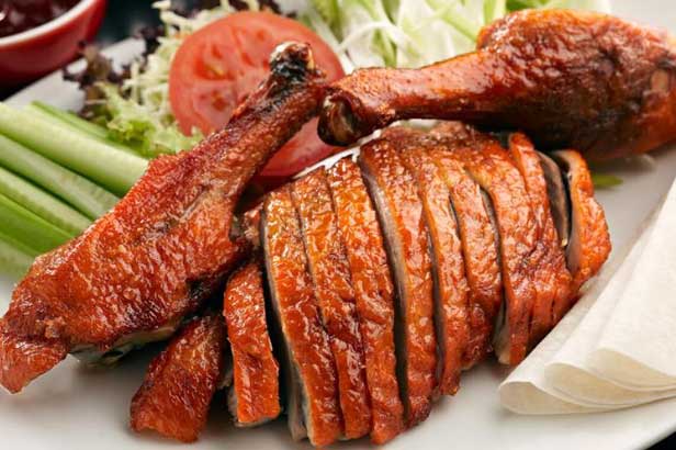 Ai cũng nghĩ thịt vịt lành tính, nhưng 5 kiểu người này chớ dại đụng đũa kẻo “nhập viện”