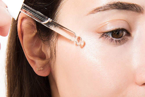 Làn da vẫn lão hóa không phanh nếu dùng serum tiền triệu nhưng mắc sai lầm