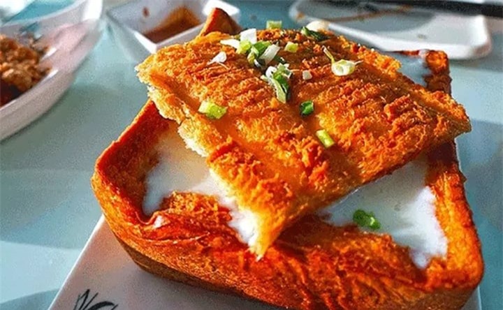 Bánh mì quan tài: Món Đài Loan có cái tên độc lạ hấp dẫn du khách khắp thế giới - 3