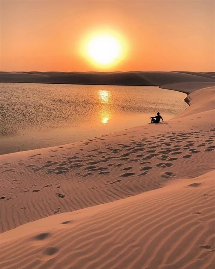 Mãn nhãn trước cảnh quan độc đáo tại ‘sa mạc ngập nước’ có 1-0-2 trên thế giới - 4